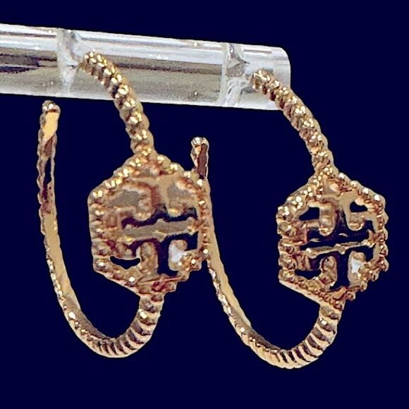 TORY BURCH MILGRAIN HEX HOOP EARRINGS GOLD TONE - Picture 2 of 3